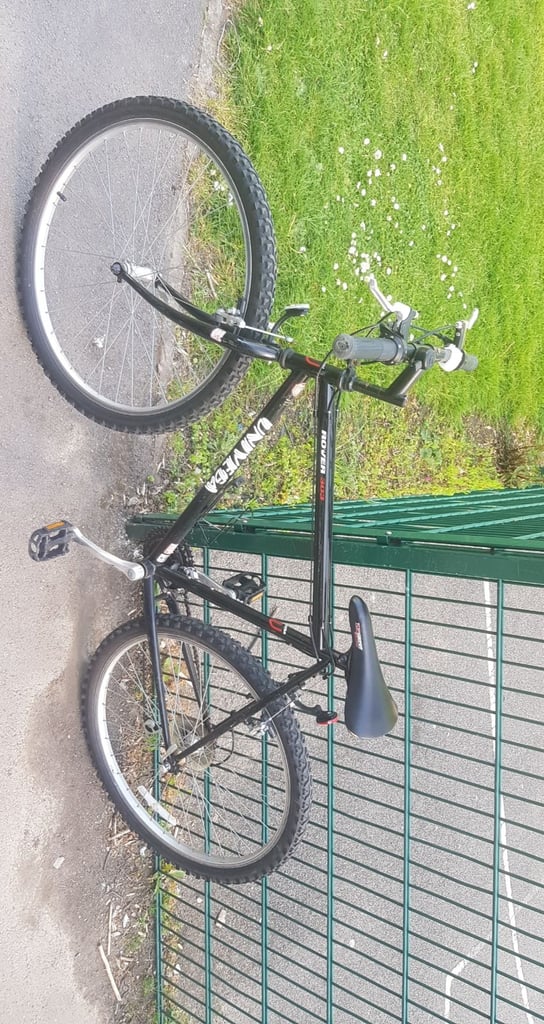 Univega Rover 303 bike