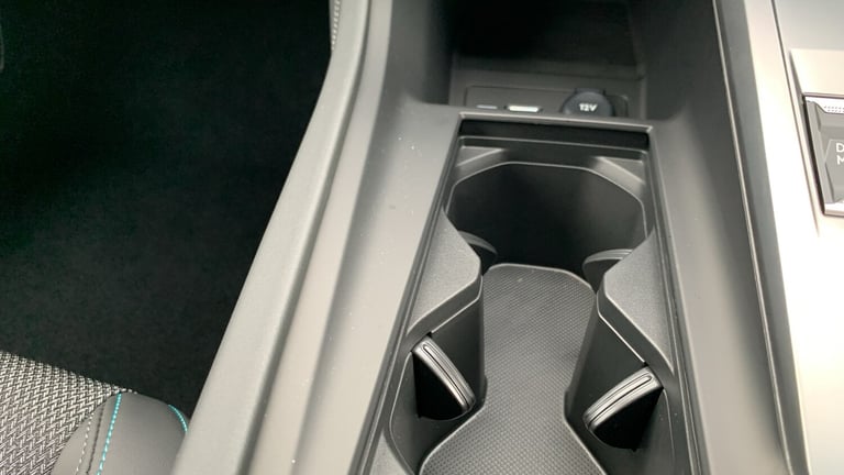 2025 Peugeot 308 SW 1.6 12.4kWh Allure Estate 5dr Petrol Plug-in Hybrid e-EAT Euro 6 (s/s) (180 E...