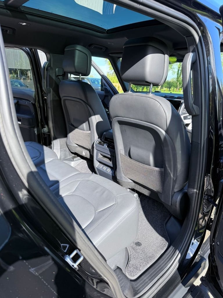 2024 74 LAND ROVER DEFENDER 2.0 P300E 15.4KWH X-DYNAMIC HSE SUV 5DR PETROL PLUG-
