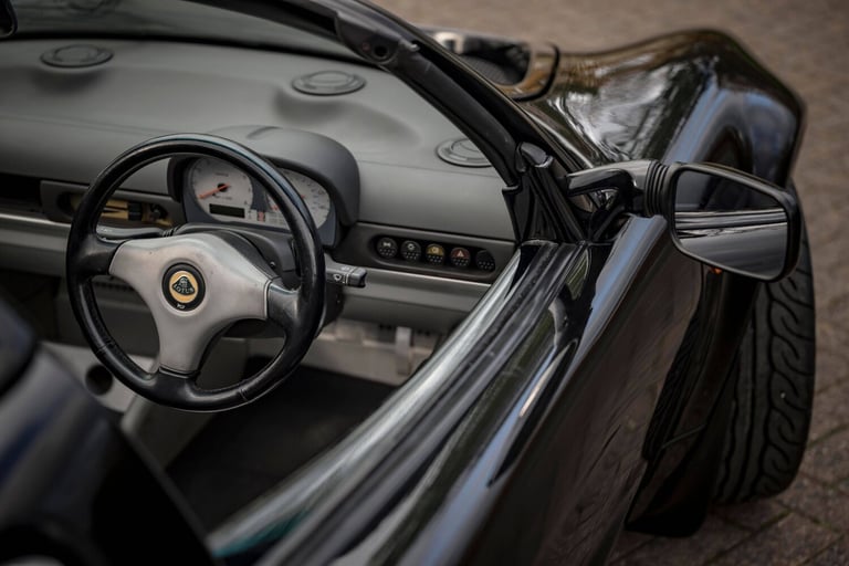 2000 Lotus Elise CONVERTIBLE Petrol Manual