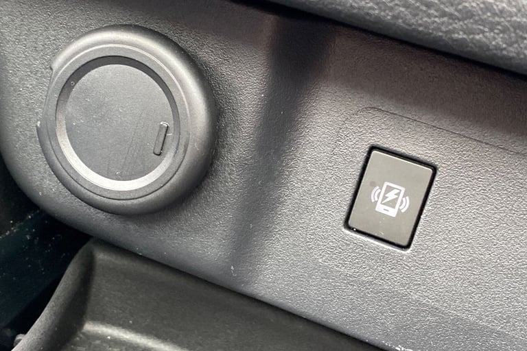 2021 Nissan Qashqai 97137 Hatchback Petrol Automatic
