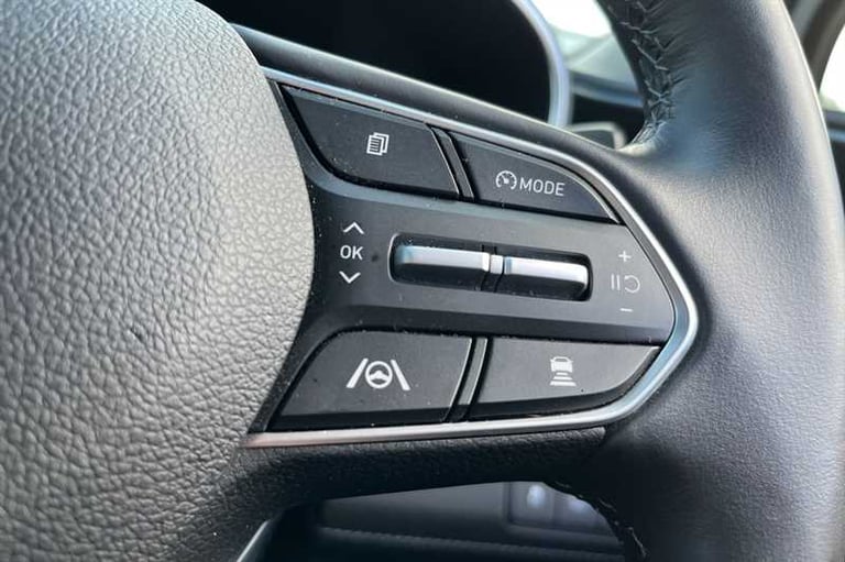 2022 Hyundai Santa Fe 1.6 TGDi Hybrid Premium 5dr 4WD Auto ESTATE PETROL/ELECTRIC Automatic