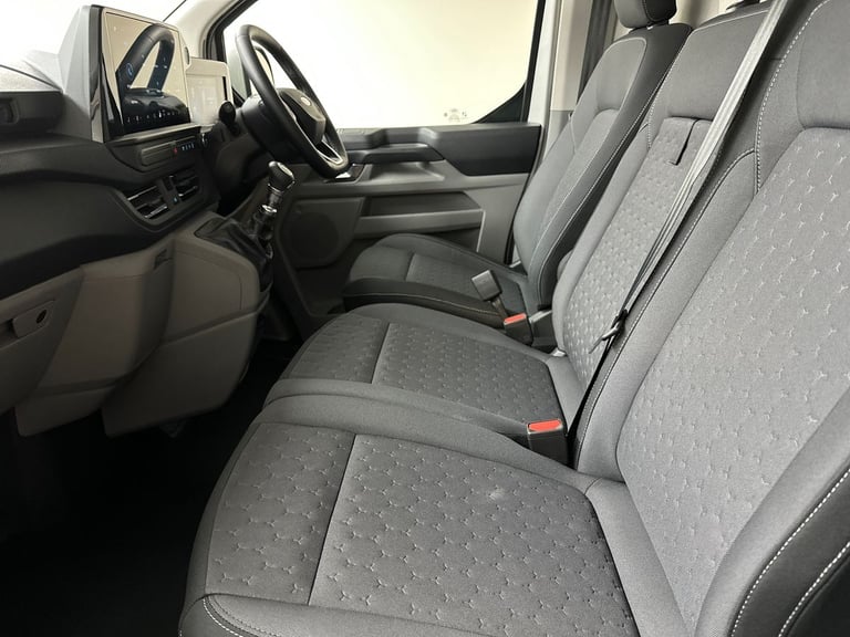 2025 Ford Transit Custom 300 SWB 2.0 Tdci Limited 136PS Van Diesel Manual