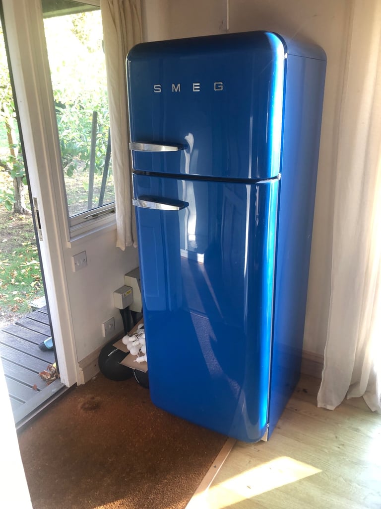 SMEG FAB30 Fridge Freezer Nearly New