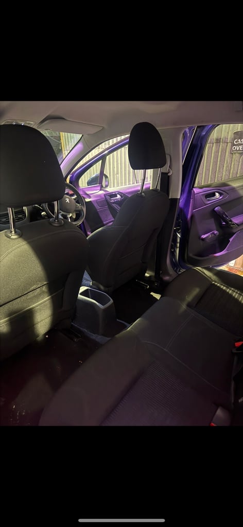 Peugeot, 208, Hatchback, 2014, Manual, 1199 (cc), 5 doors
