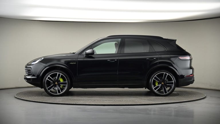 2022 Porsche Cayenne 3.0 V6 E-Hybrid 17.9kWh Platinum Edition TiptronicS 4WD Euro 6 (s/s) 5dr (3 ...