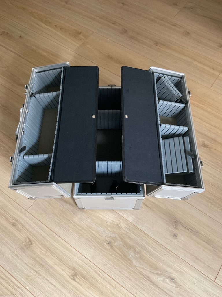 Alloy camera case / Hairdresser / Cosmetic case 