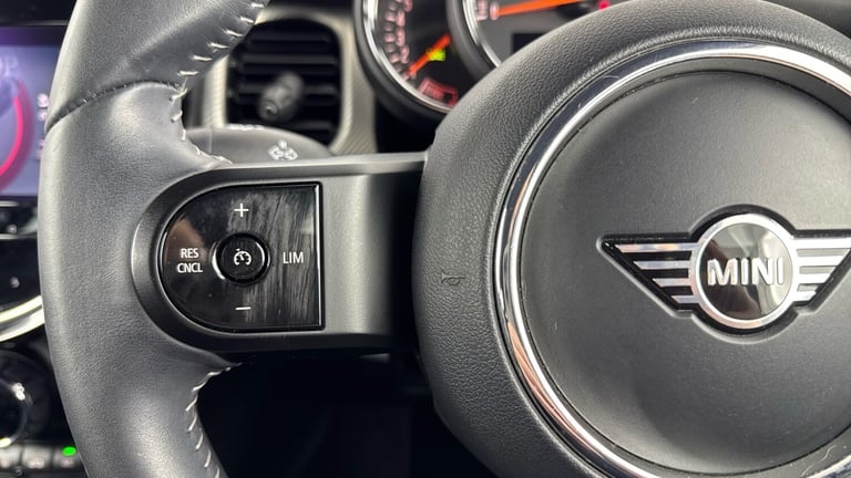 2022 MINI Hatch 1.5 Cooper Exclusive 3dr Auto Petrol Hatchback Hatchback Petrol Automatic