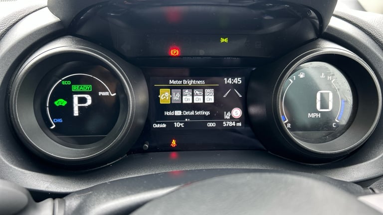 2022 Toyota Yaris 1.5 Hybrid Design 5dr CVT Hybrid Hatchback Hatchback Hybrid Automatic