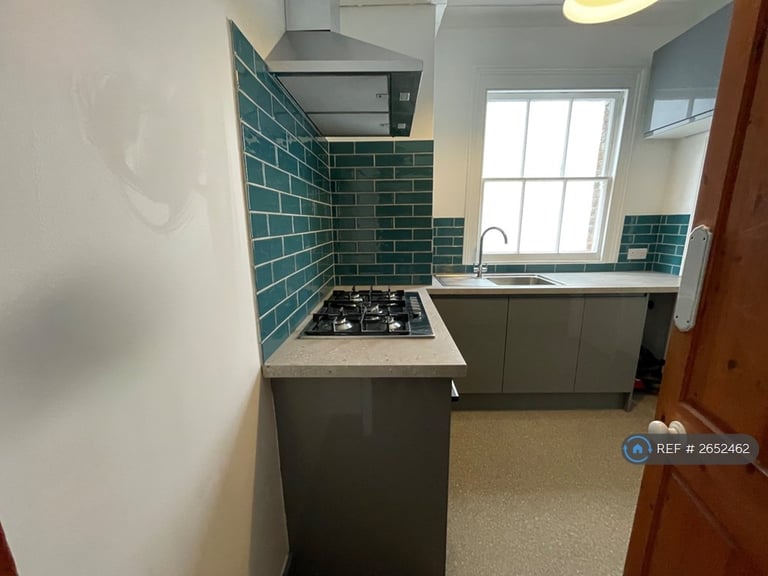 image for 1 bedroom in Crystal Palace, Crystal Palace, SE19 (#2652462)
