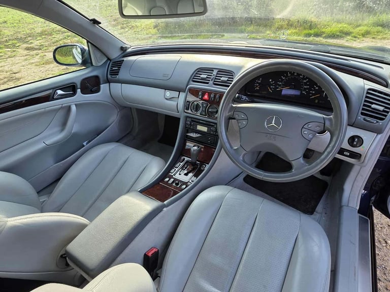 MERCEDES CLK 230 KOMPRESSOR AUTOMATIC CONVERTIBLE