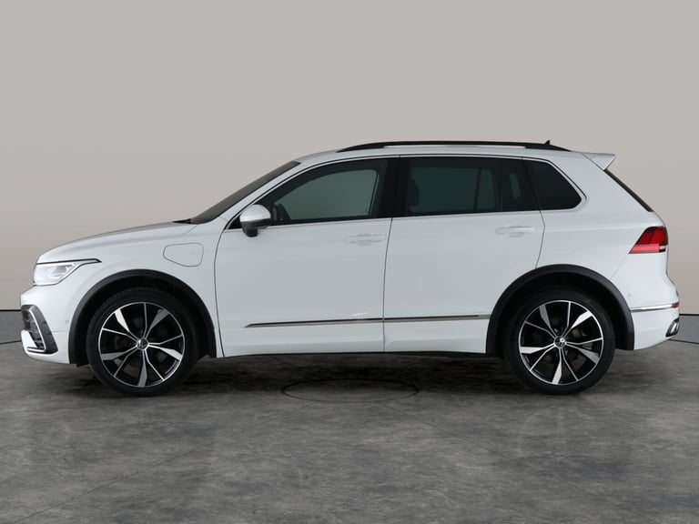 2023 Volkswagen Tiguan 1.4 TSI eHybrid R-Line 5dr DSG ESTATE PETROL/ELECTRIC Automatic