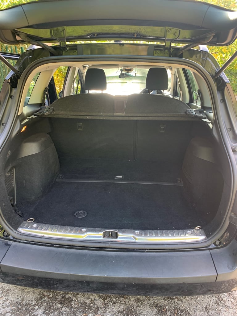 Peugeot, 308, Estate, 2012, Manual, 1560 (cc), 5 doors