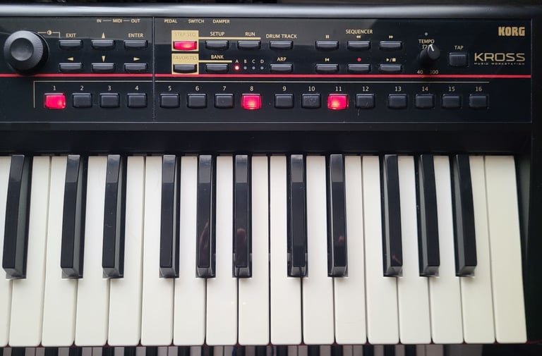 Korg Kross - 61 (original model), with original Korg Gig Bag. FREE UK Shipping available
