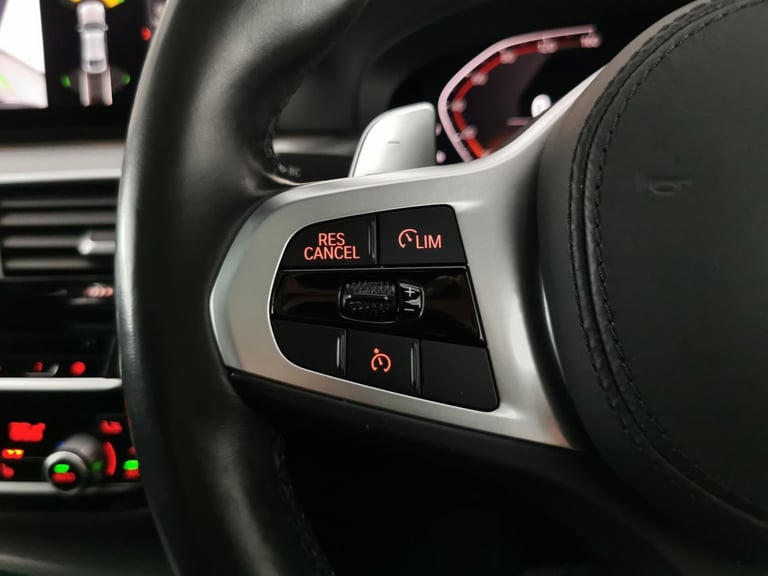 2020 BMW 6 Series Gran Turismo 2.0 620d M Sport GT 5dr Diesel Auto Euro 6 (s/s) (190 ps) - CARPLA...