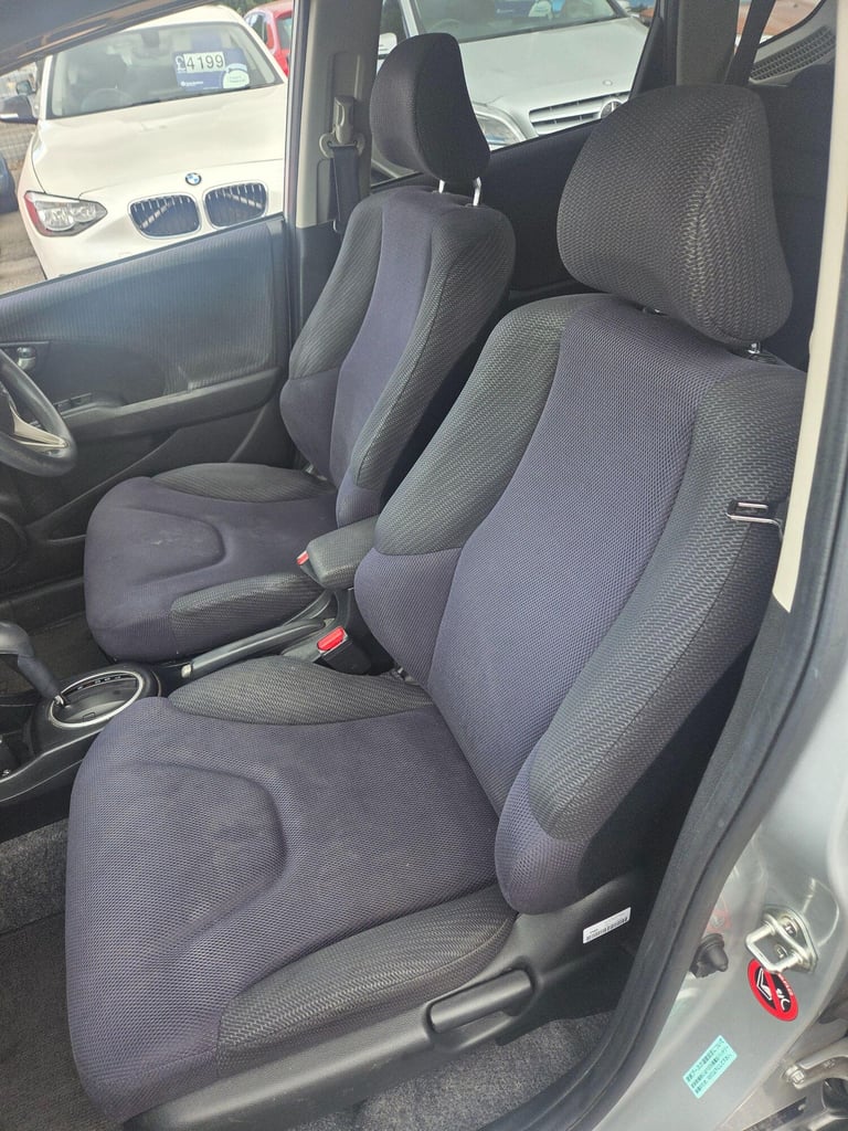 2025 Honda Fit HYBRID ELECTRIC Manual