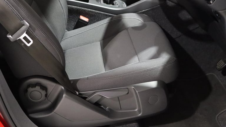 2021 Volvo XC40 T3 Momentum Manual (Park Assist, Cruise Control, Bluetooth) ESTATE Petrol Manual