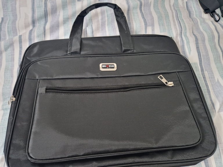 New laptop bag