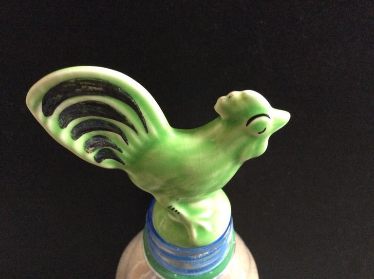 VINTAGE STAFFORDSHIRE CERAMIC COCKEREL DRINKS POURER