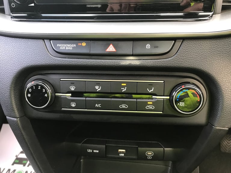 2023 Kia Ceed 1.5T Gdi Isg 2 5Dr Hatchback Petrol Manual