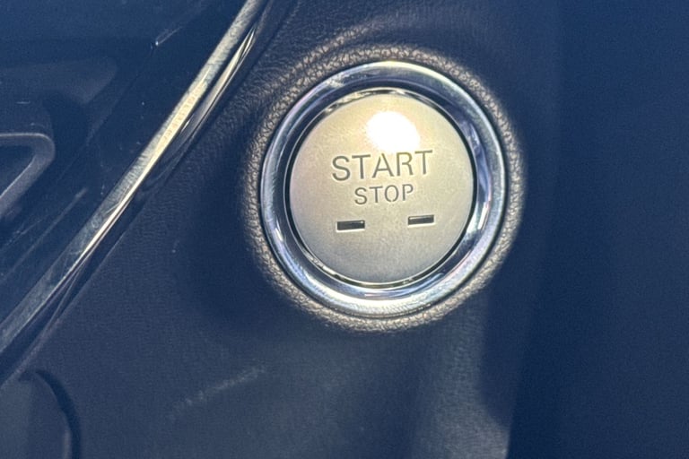 2025 MG MG3 105243 Hatchback Hybrid Automatic