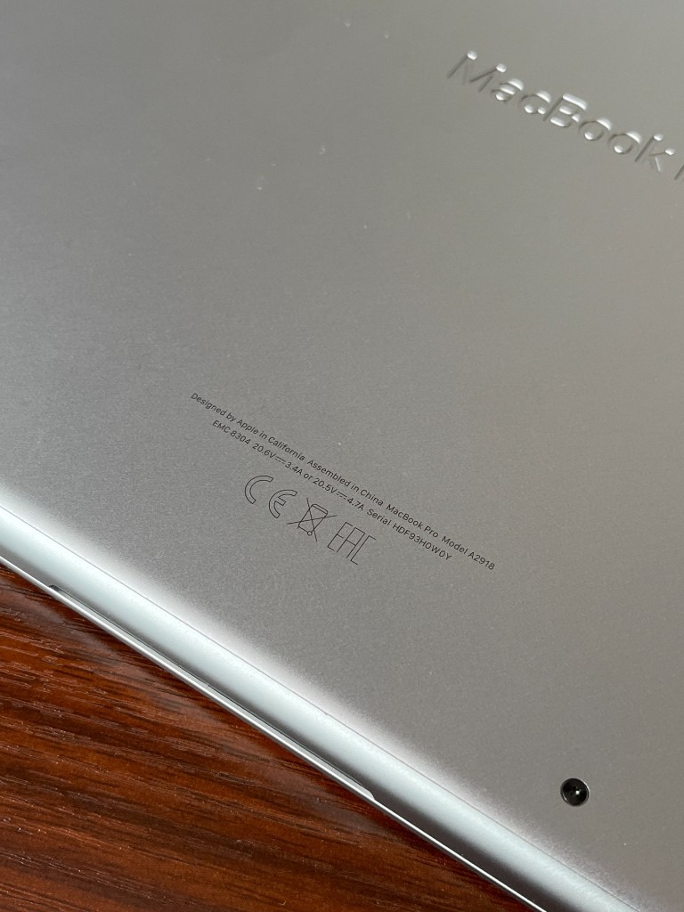 Apple MacBook Pro M3 14'' 16GB Ram 1TB SSD Adobe 2024 Logic Pro 11 Ableton