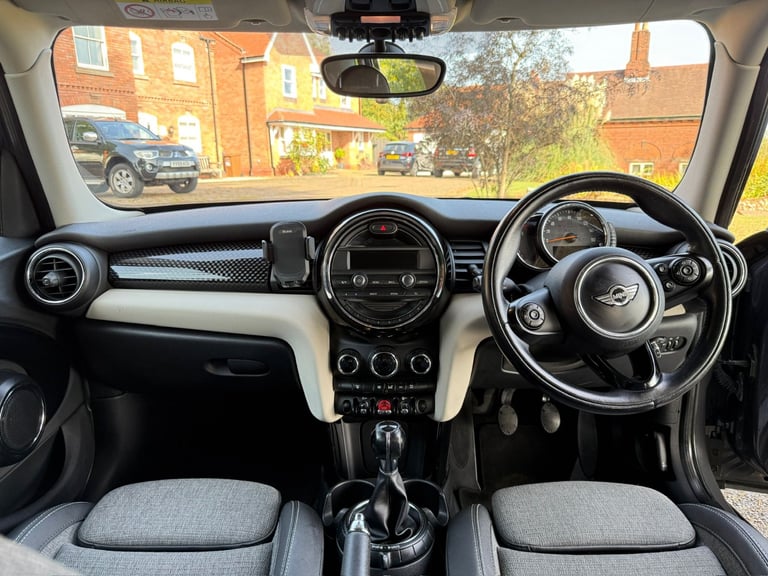 Mini, HATCHBACK, Hatchback, 2015, Manual, 1998 (cc), 5 doors. ULEZ compliant. Low mileage 