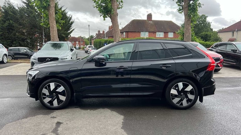 2025 Volvo XC60 2.0 T8 [455] PHEV Ultra Dark 5dr AWD Geartronic ESTATE PETROL/ELECTRIC Automatic
