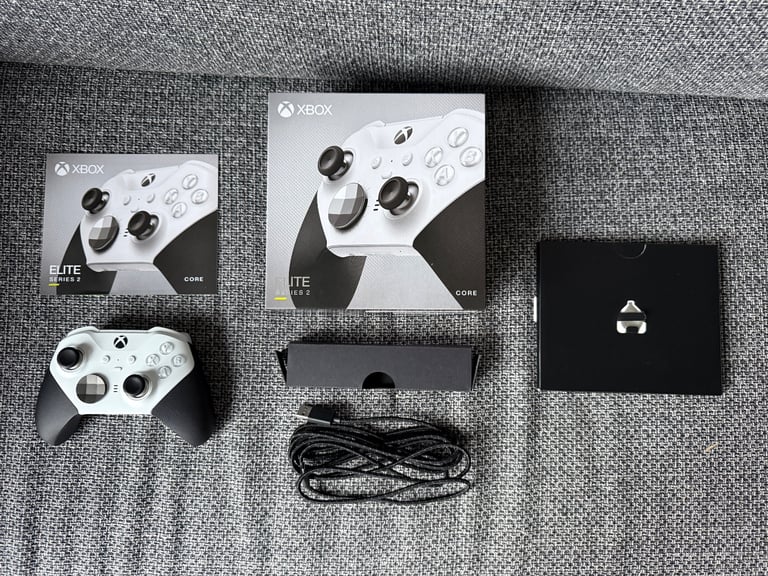 Xbox Series X Bundle With Elite Controller
