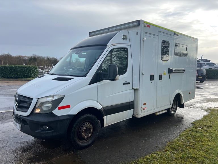 2017 MERCEDES BENZ SPRINTER 519 CDI AMUBLANCE CAMPER FOOD TRUCK AUTO EURO 6 ULEZ