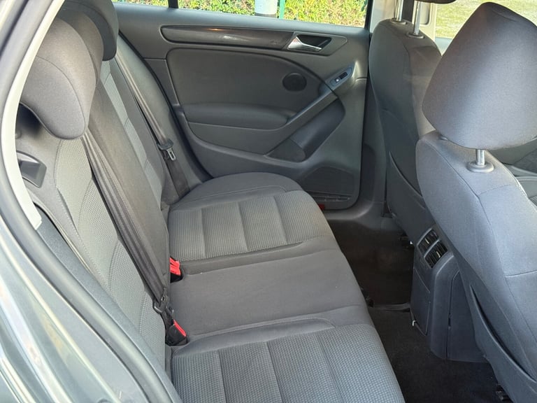2011 Volkswagen Golf 1.6 TDi 105 Match 5dr HATCHBACK Diesel Manual