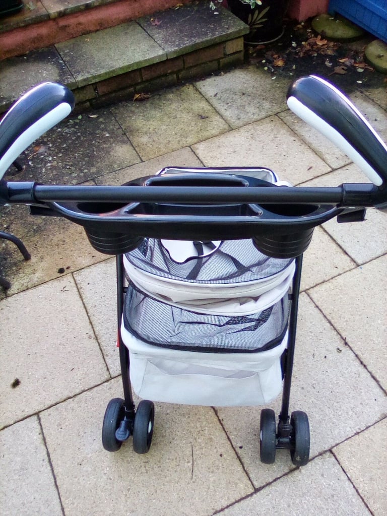 Pet stroller