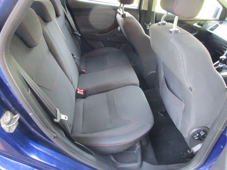 FORD FOCUS 1.6 TDCi Zetec S Performance Blue - 2 Owners 2015
