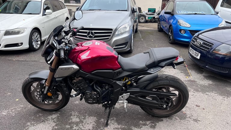 2019 Honda CB CB650RAKED (19MY) black widow can with original system fsh stunner  Tourer Petrol M...