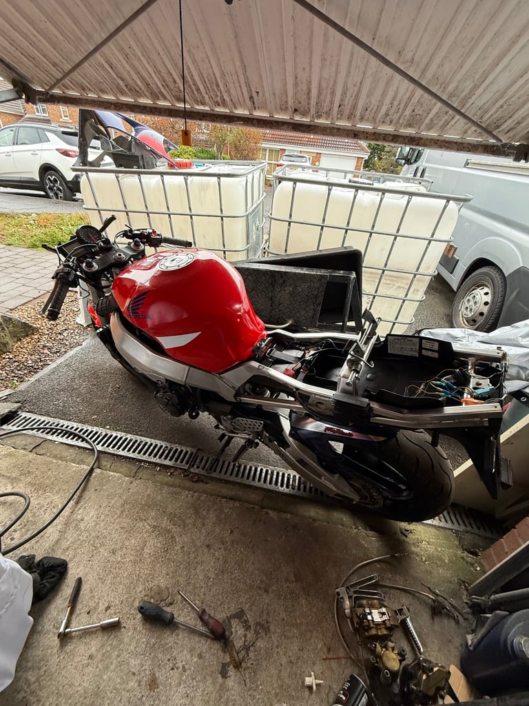 Honda cbr 929 rr project