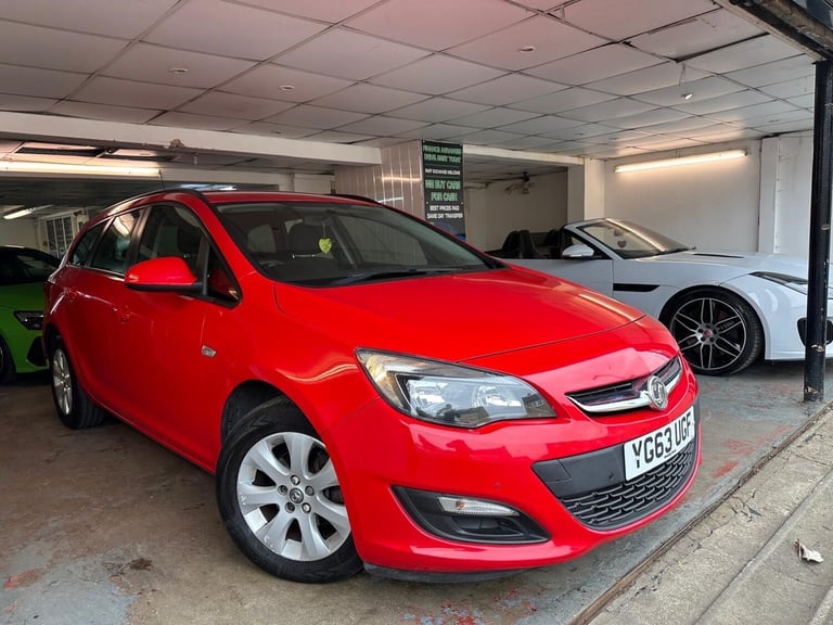 2013 Vauxhall Astra 1.6 16V Design Sports Tourer Auto Euro 5 5dr ESTATE Petrol Automatic