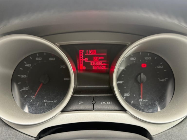 2009 SEAT Ibiza 1.4 SE 5dr HATCHBACK Petrol Manual - Image 14