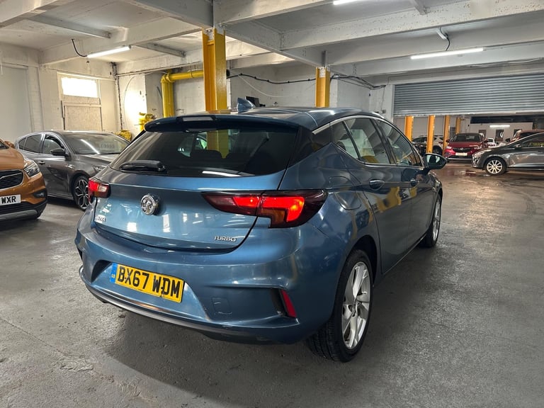 2017 Vauxhall Astra 1.4i Turbo SRi Nav Euro 6 5dr HATCHBACK Petrol Manual