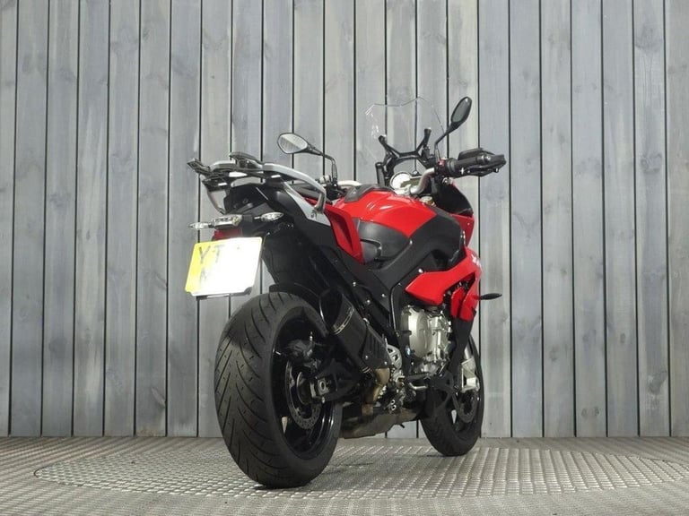 2018 A BMW S 1000 XR SPORT SE