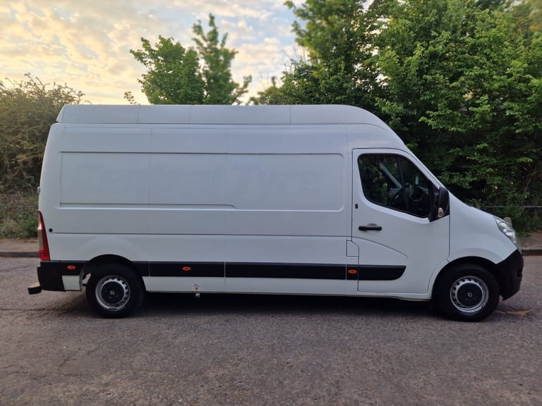 2018 Renault Master L3H3 (ULEZ Compliant)