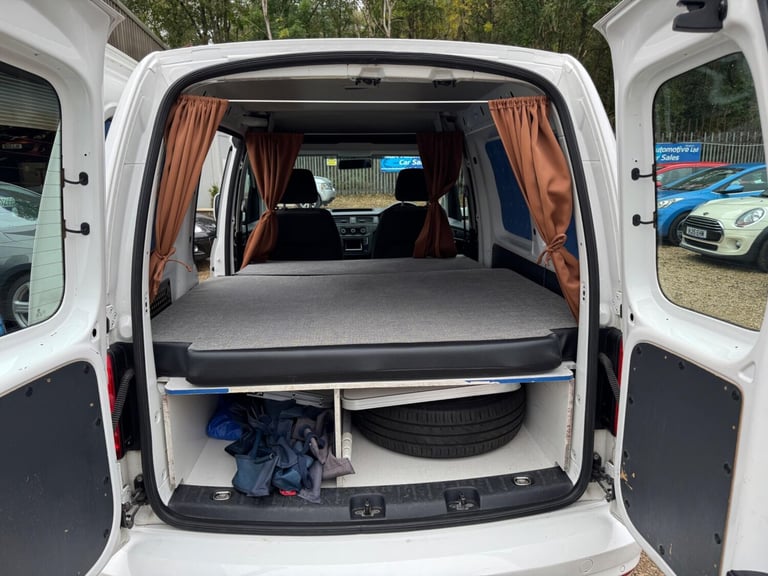 2018 Volkswagen Caddy 2.0 TDI C20 BlueMotion Tech Trendline SWB Euro 6 (s/s) 5dr PANEL VAN Diesel...