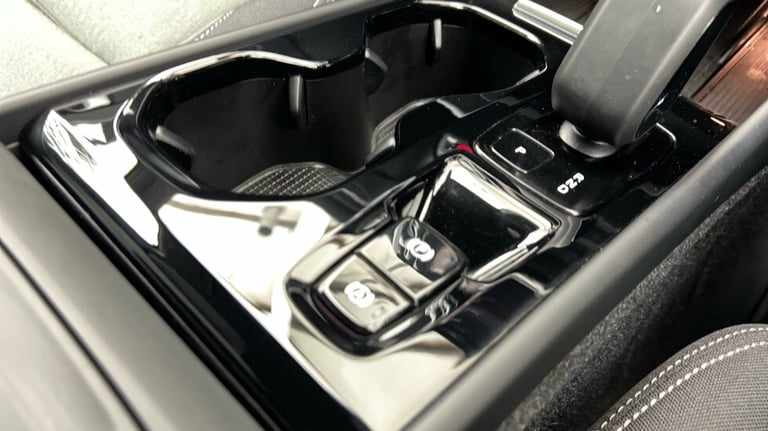 2022 Volvo XC40 Plus, B3 mild hybrid, Petrol, Dark Estate Petrol Automatic