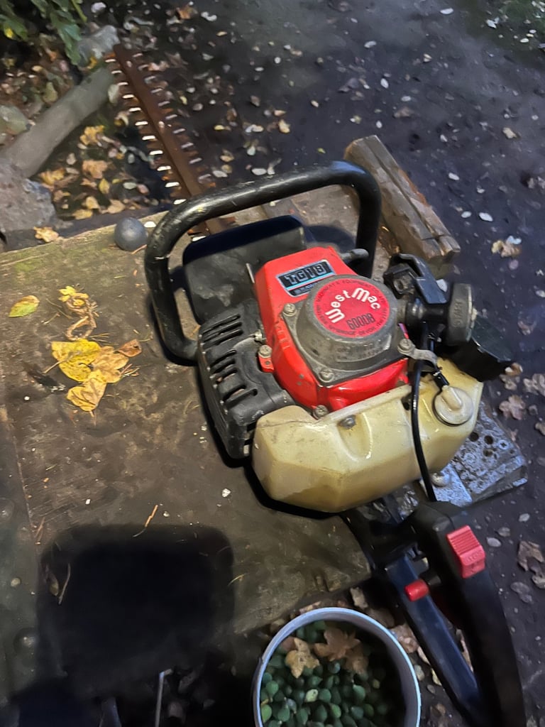 image for Kawasaki tg18 hedgetrimer