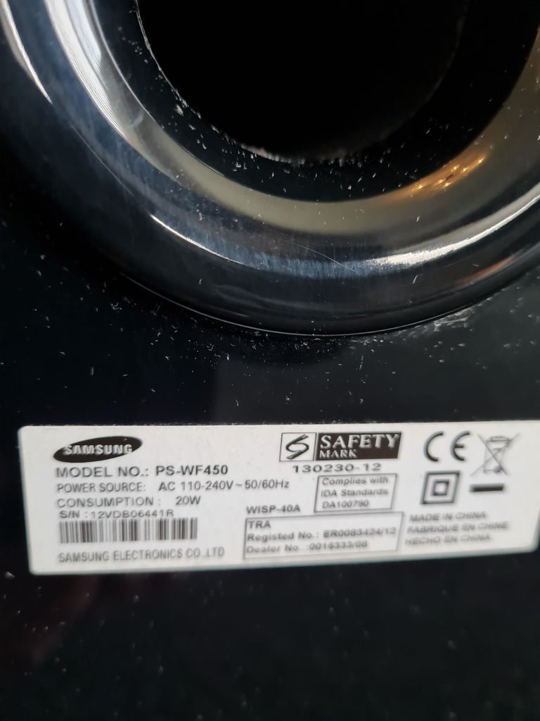 Samsung Sound bar and Subwoofer HWF450 