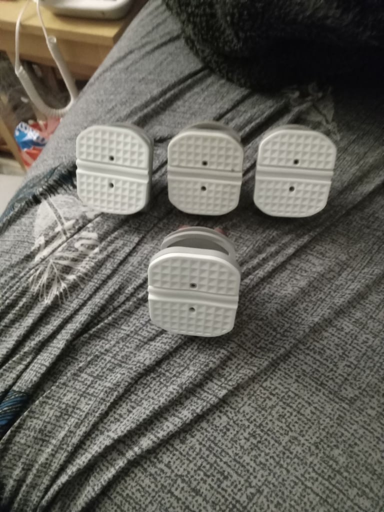Caravan awning pole clamp