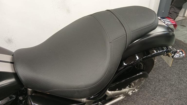 KAWASAKI VN900 CUSTOM ** GREAT CONDITION, SERVICE HISTORY, WARRANTY **
