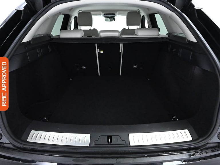 2019 Land Rover Range Rover Velar 2.0 D180 R-Dynamic SE SUV 5dr Diesel Auto 4WD Euro 6 (s/s) (180...