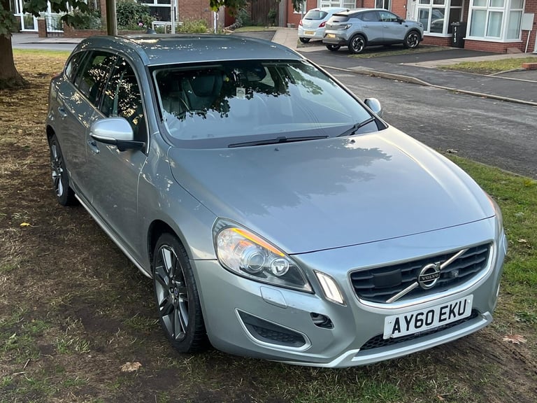 2010 Volvo V60 D3 [163] SE Lux 5dr Geartronic ESTATE Diesel Automatic