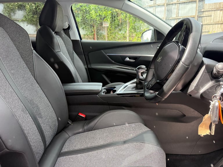 2020 Peugeot 3008 1.2 PureTech Allure Euro 6 (s/s) 5dr HATCHBACK Petrol Manual