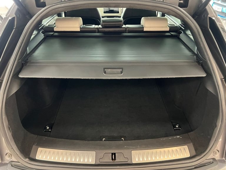 2017 Land Rover Range Rover Velar 3.0 SD6 V6 First Edition SUV 5dr Diesel Auto 4WD Euro 6 (s/s) (...